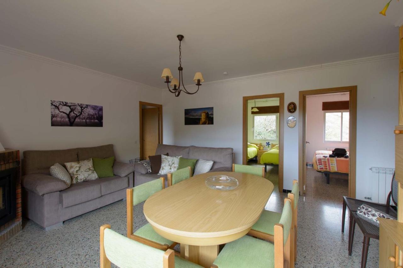 Apartaments La Pertusa 2O Corca  Exteriör bild